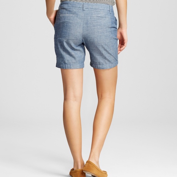 Merona 5” Blue Mid-Rise Chambray Cotton Shorts - Picture 2 of 7